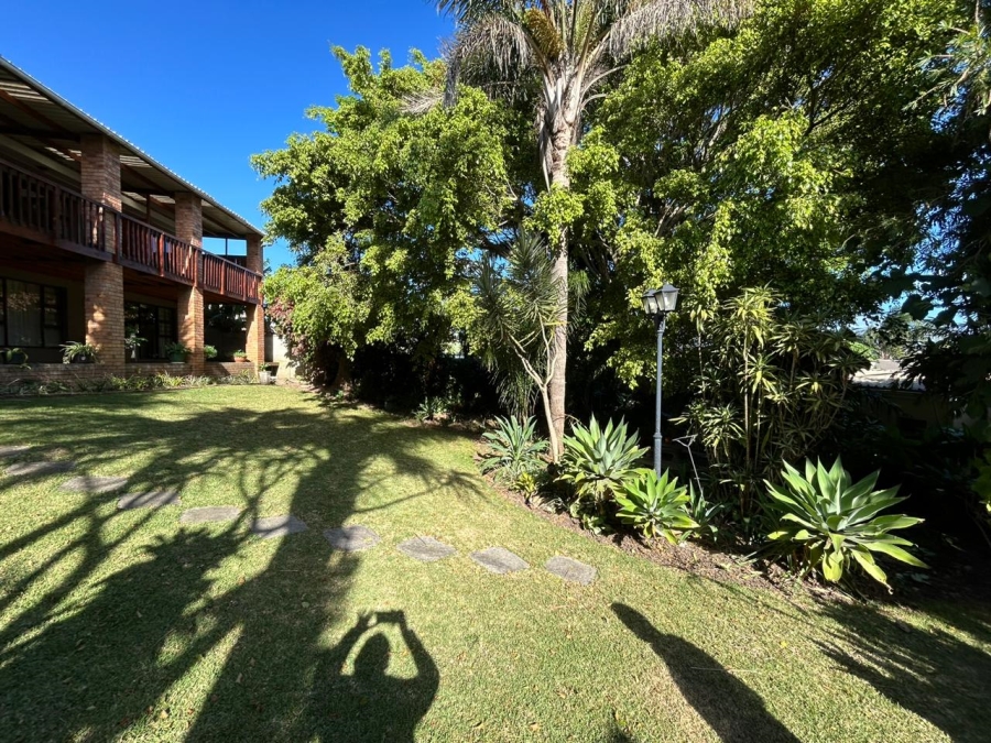 9 Bedroom Property for Sale in Nahoon Eastern Cape